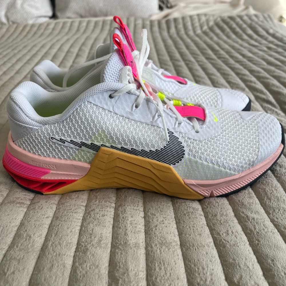 Nike Metcon 7X White Bright Crimson (Women’s)